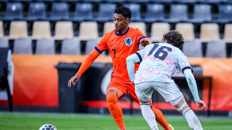 Huurling Slory wint met Jong Oranje van Jong België