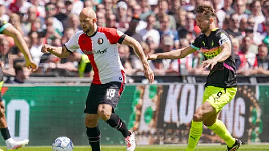 Feyenoord zegt contract Trauner formeel op, ook contracten jeugdspelers formeel opgezegd
