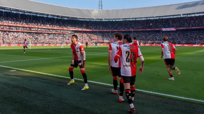 Waarom het voor Feyenoord cruciaal is om tweede te worden; aantal belangrijke redenen