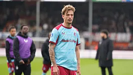 De kranten | Strijd om plek twee nog in volle gang