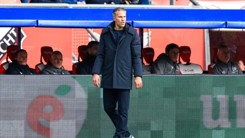 Vermoedelijke opstelling: 'Van Persie moet flinke puzzel leggen'