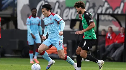 Feyenoord speelt gelijk tegen NEC Nijmegen na late gelijkmaker van ploeg uit Nijmegen