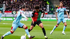 STAND | Strijd om plek twee blijft spannend, Feyenoord behoudt plek twee