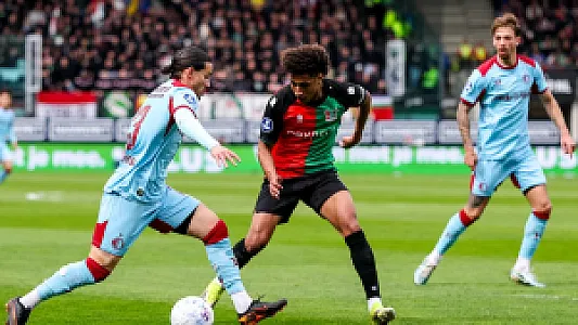 STAND | Strijd om plek twee blijft spannend, Feyenoord behoudt plek twee
