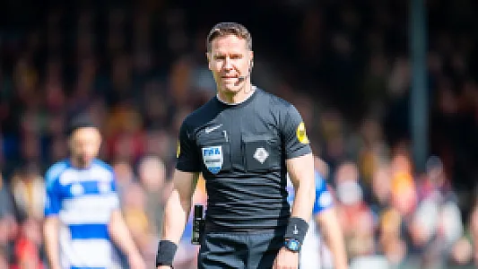 Danny Makkelie fluit wedstrijd Feyenoord - FC Groningen