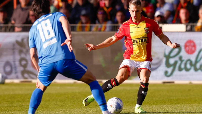 EREDIVISIE | PSV wint gemakkelijk van PEC Zwolle