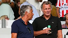 'Namen van Van Bronckhorst en Van Wonderen vallen'
