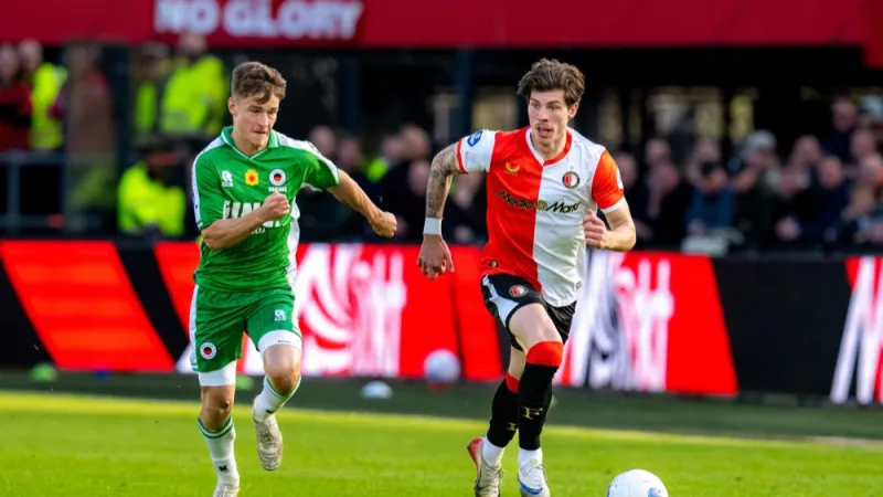 Bos trots na uitverkiezing: ‘Spelen met zulke spelers kan je alleen maar beter maken denk ik'