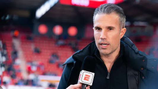 Van Persie: 'Het is ook mijn taak om iedereen in zijn kracht te krijgen'