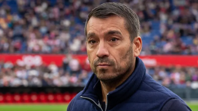 'Feyenoord aast op terugkeer Van Bronckhorst'