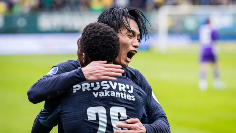 STAND | Prima weekend voor Feyenoord, Rotterdammers winnen, concurrenten verspelen punten