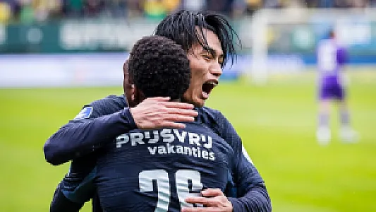 STAND | Prima weekend voor Feyenoord, Rotterdammers winnen, concurrenten verspelen punten
