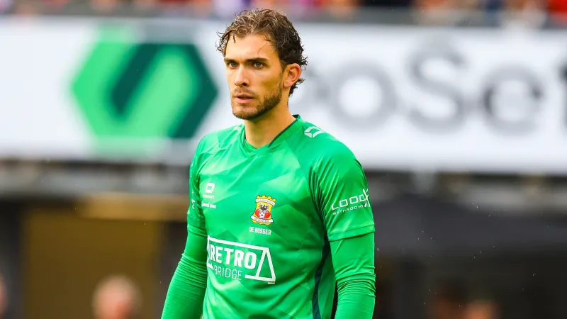 Grote verwachtingen van winterse aanwinst: 'Het zou me niets verbazen als hij binnenkort ook bij Feyenoord de band krijgt'