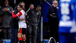 Van Persie ziet uitblinker: 'Altijd dreiging vanaf rechts'