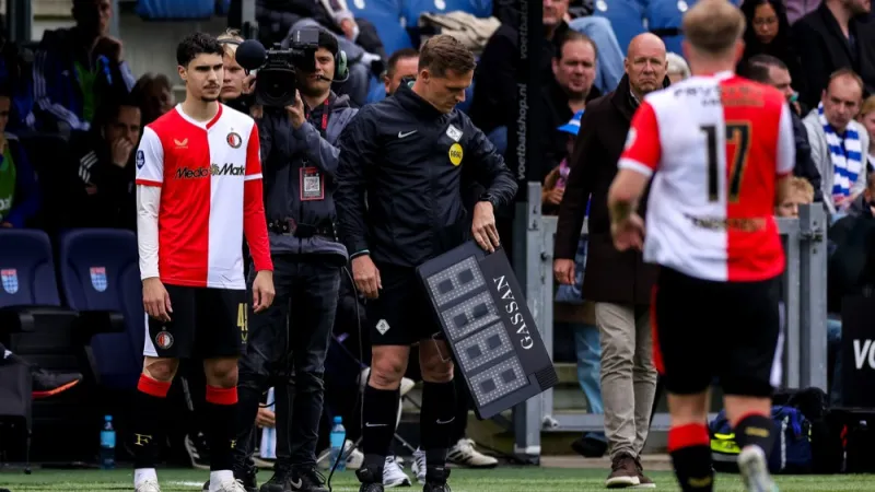 Dit viel ons op: Feyenoord sluit seizoen winnend af, Van Persie maakt rentree