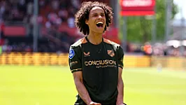 Feyenoord-huurling Zechiël blijft mysterieus: 'Ik laat het over aan mijn zaakwaarnemer'
