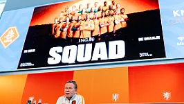 Flinke verdeeldheid onder Feyenoorders over beslissing van Koeman