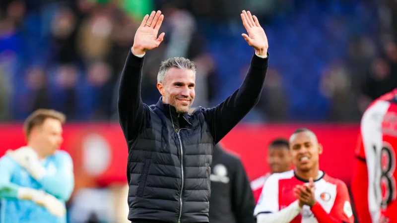 Buitenlandse media kritisch op Van Persie na vertrek bij Feyenoord