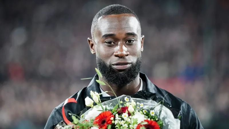 Koeman roept oud-Feyenoorder op na uitvallen verdediger