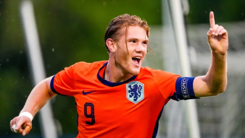 OFFICIEEL | Kelvin Neijenhuis tekent nieuw contract tot medio 2029
