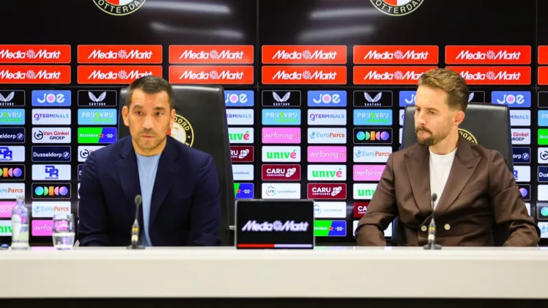 Van Bronckhorst: 'Een ander instapmoment dan elf jaar geleden'