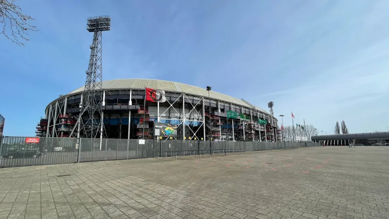 PraatMee | Welke spelers mogen wat jullie betreft nog vertrekken bij Feyenoord?