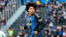 'Belgische topclub geïnteresseerd in Calvin Stengs'