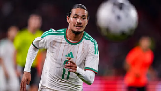 'Met een langlopend contract hoort een buitencategorie-transfersom'