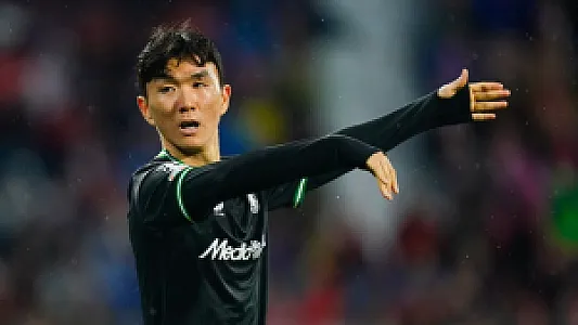'Geboden bedrag voor Hwang bekend; Feyenoord verlangt meer'