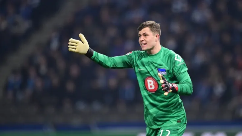 Ernst: 'Ik kan niet wachten om in De Kuip onder de lat te mogen staan'