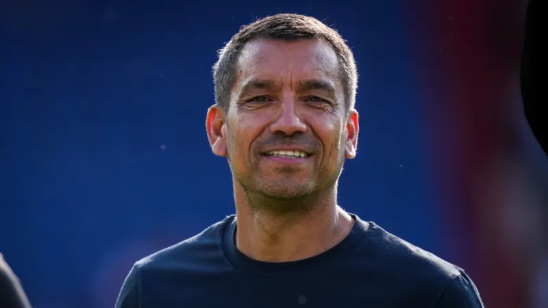 Van Bronckhorst: 'Al met al blij dat we ook heel veel jongens weer minuten hebben kunnen geven waardoor ze sterker zijn'