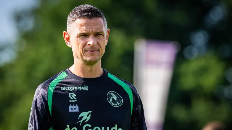 'Zij zijn nog zoekende en daar zullen ook nog spelers weggaan en komen'