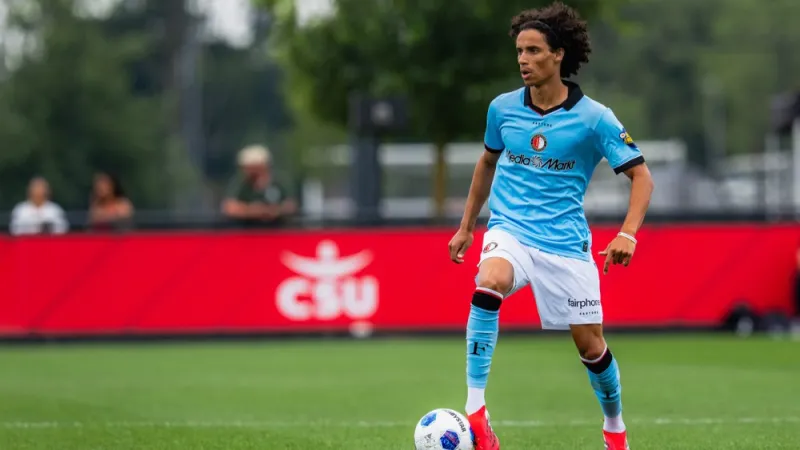 'Ik denk dat Zechiël en Van Persie de beste 'aankopen' van Feyenoord zijn'