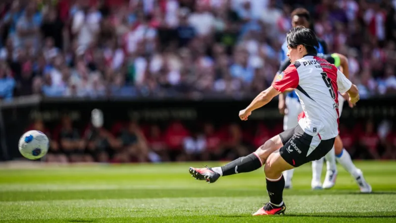 'Turkse club doet openingsbod van ruim twintig miljoen euro op Ueda'
