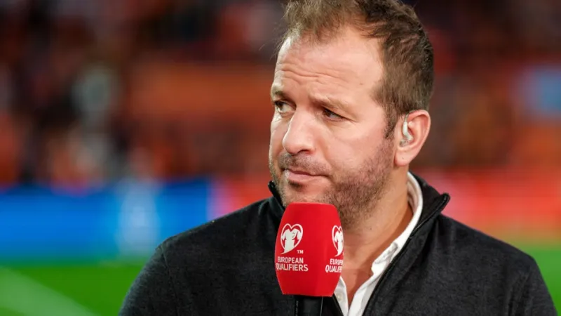 Van der Vaart over mogelijke transfer: 'Weinig spelers zeggen nee tegen een dik salaris en een mooie club'