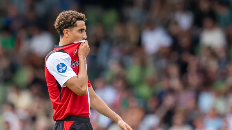 'Feyenoord hoopt nog altijd op contractverlenging middenvelder'