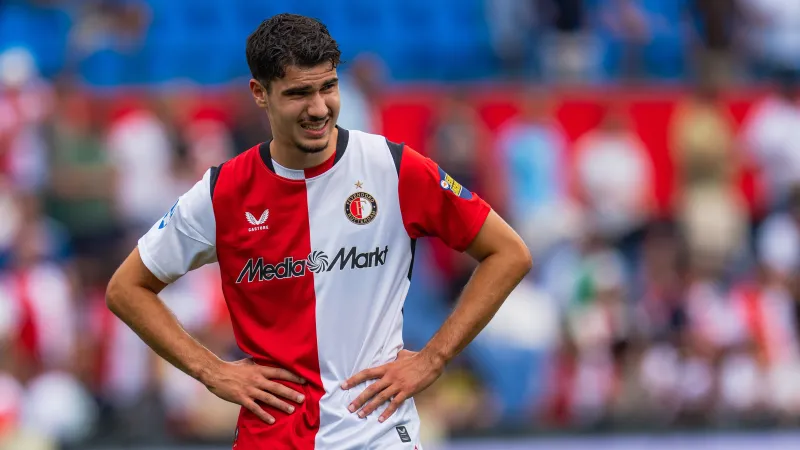 Mogelijke komst van Chido Obi kan ontwikkeling Shaqueel van Persie blokkeren