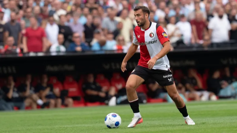 Reden voor plek op de bank voor Vanhoutte bij Feyenoord bekend