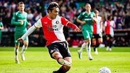 'LOSC Lille meldt zich voor Feyenoord-spits Ayase Ueda'