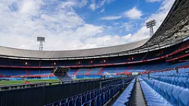 PraatMee | Komt er nog spektakel bij Feyenoord op deadline day