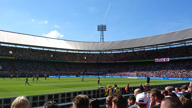 PraatMee | Feyenoord lijkt inkomend klaar op transfermarkt, mist Feyenoord een spits?