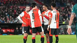 'Feyenoord ontkent stellig aanvaller te willen verkopen'