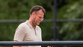 Van der Laan ziet mogelijk tussenjaar voor Feyenoord: 'Dan moet wel de lat hoger gelegd worden'