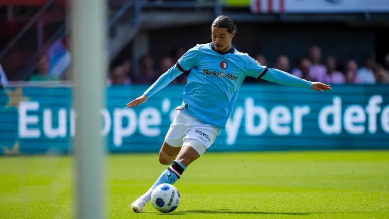 Anis Hadj Moussa wel mee naar Nijmegen: 'Speler blijft in hotel na overleg met club'