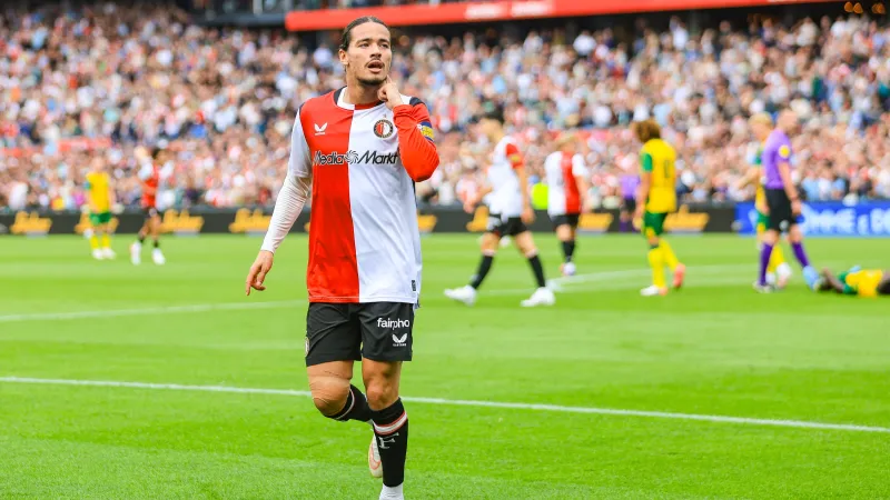 Verzoening bij Feyenoord: 'Hadj Moussa gewoon mee naar Barcelona'