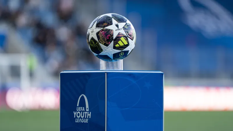 Feyenoord O19 ziet duel met Barcelona O19 verplaatst worden naar donderdag
