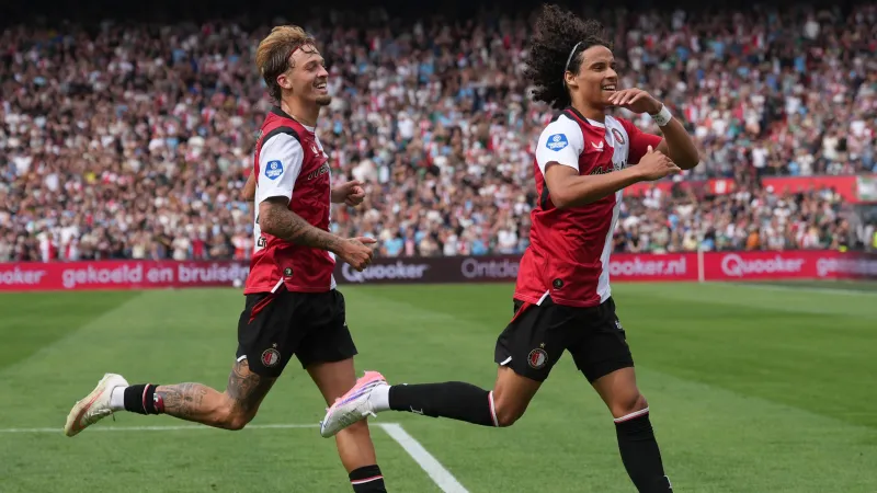 Feyenoord krijgt harde les van Barcelona: 'Hier absoluut niet'