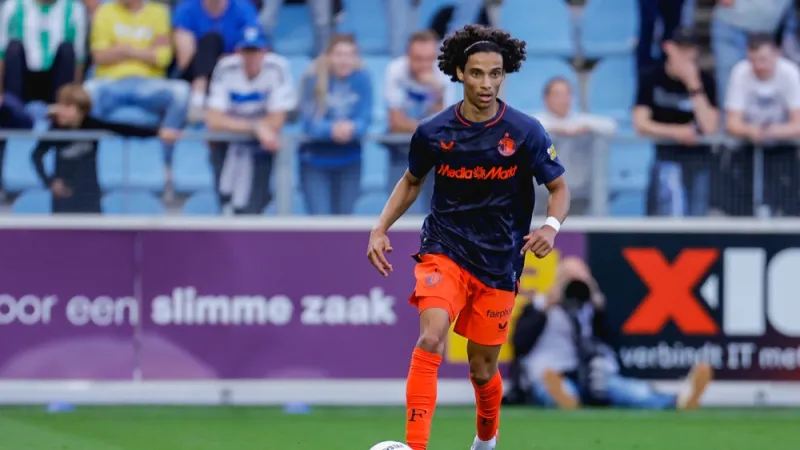 Gjivai Zechiël Feyenoord-speler van de Maand