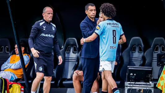 Van Bronckhorst over selectie Zechiël: 'Voor hem een mooie stap'