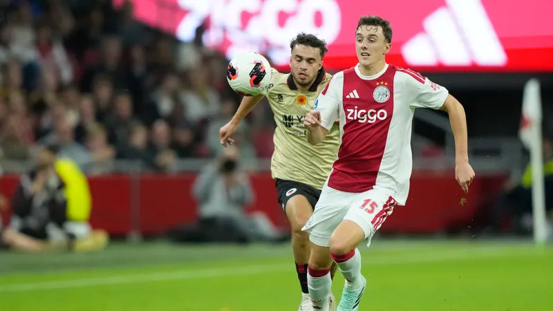 Aymen Sliti en Jan Plug spelen gelijk tegen Ajax